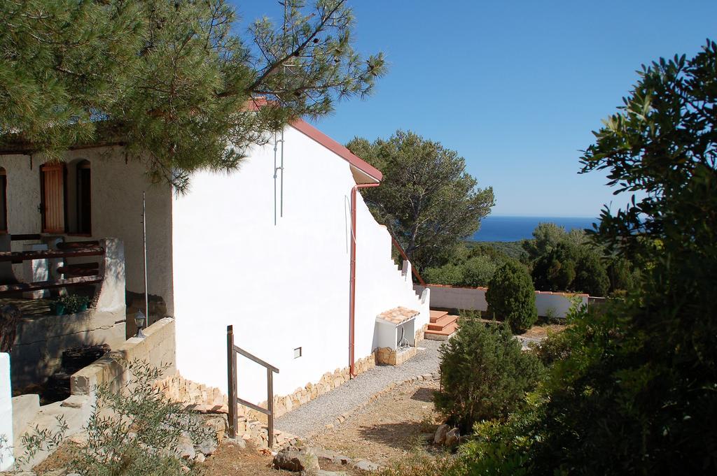Apartments Casa Vacanze ポルト・ピノ エクステリア 写真